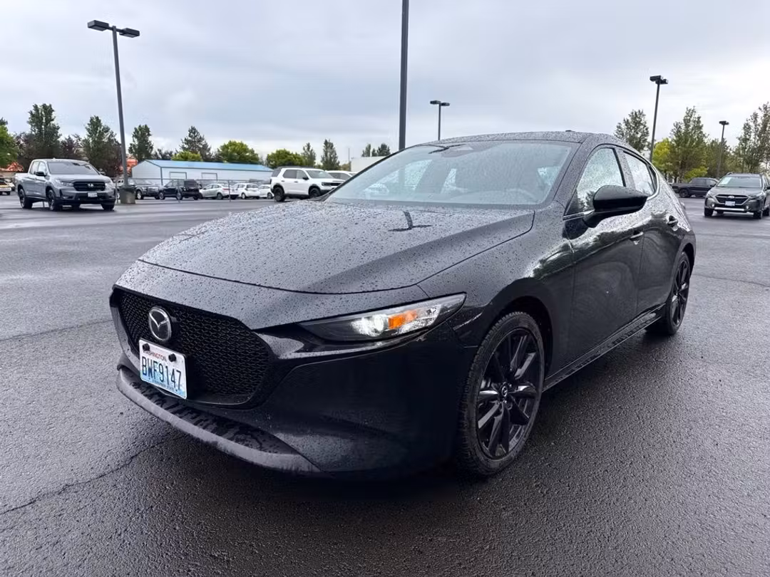 2024 MAZDA Mazda3 2.5 S Select Sport - Image 3