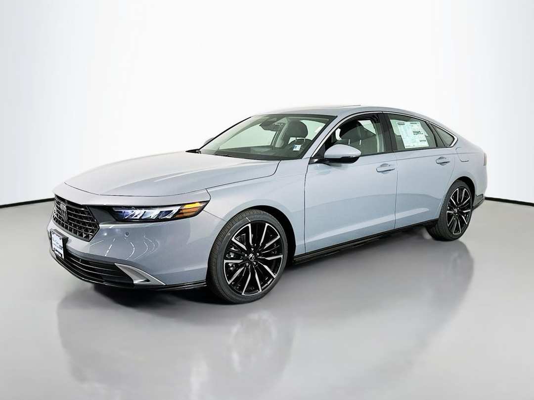 2026 Honda Accord Hybrid Touring - Image 3