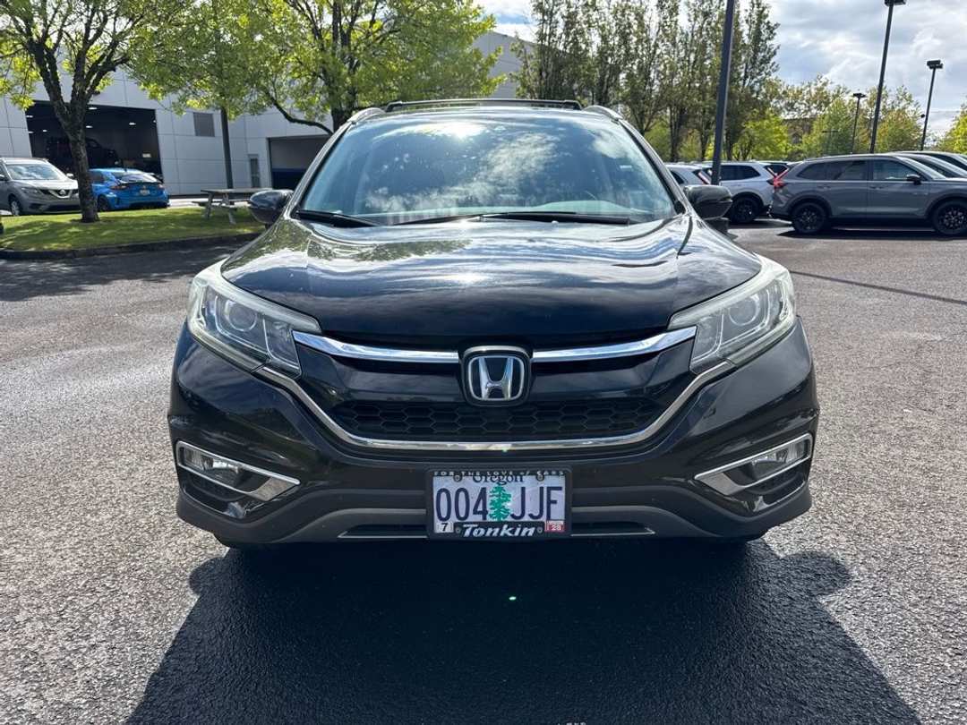 2016 Honda CR-V Touring - Image 2