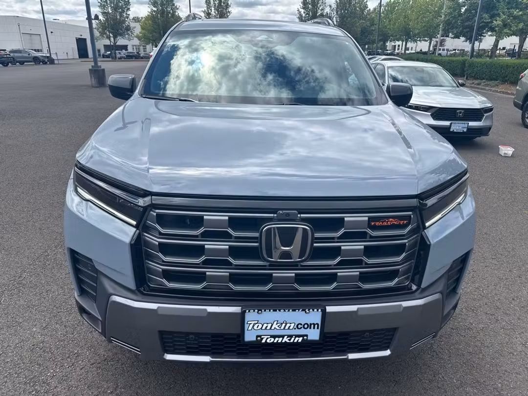 2026 Honda Pilot TrailSport - Image 2