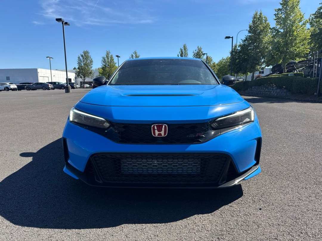 2026 Honda Civic Type R - Image 2