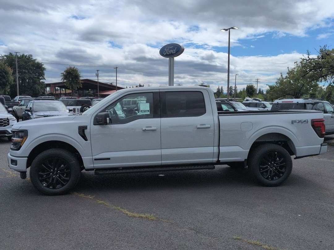 2026 Ford F-150 XLT - Image 2