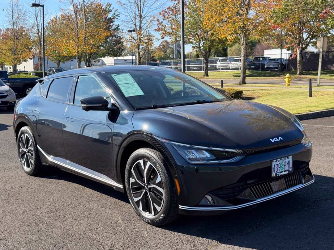 2023 Kia Ev6 Wind - Image 2