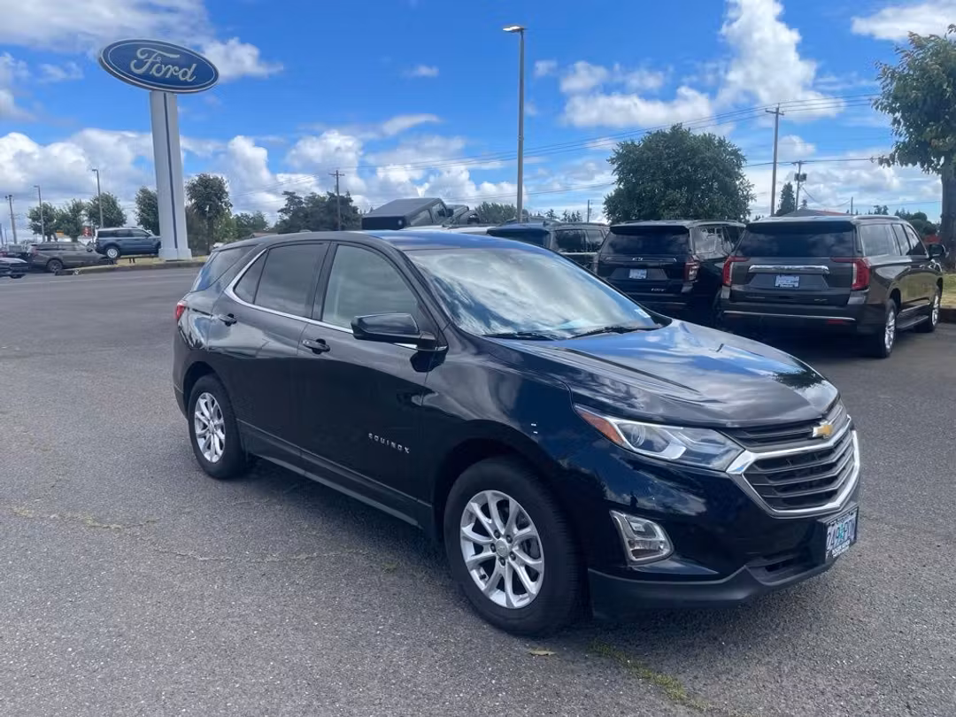 2020 Chevrolet Equinox LT - Image 3