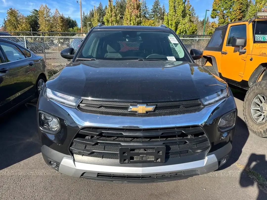 2023 Chevrolet Trailblazer LT - Image 2
