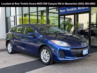 2013 MAZDA Mazda3 i Touring