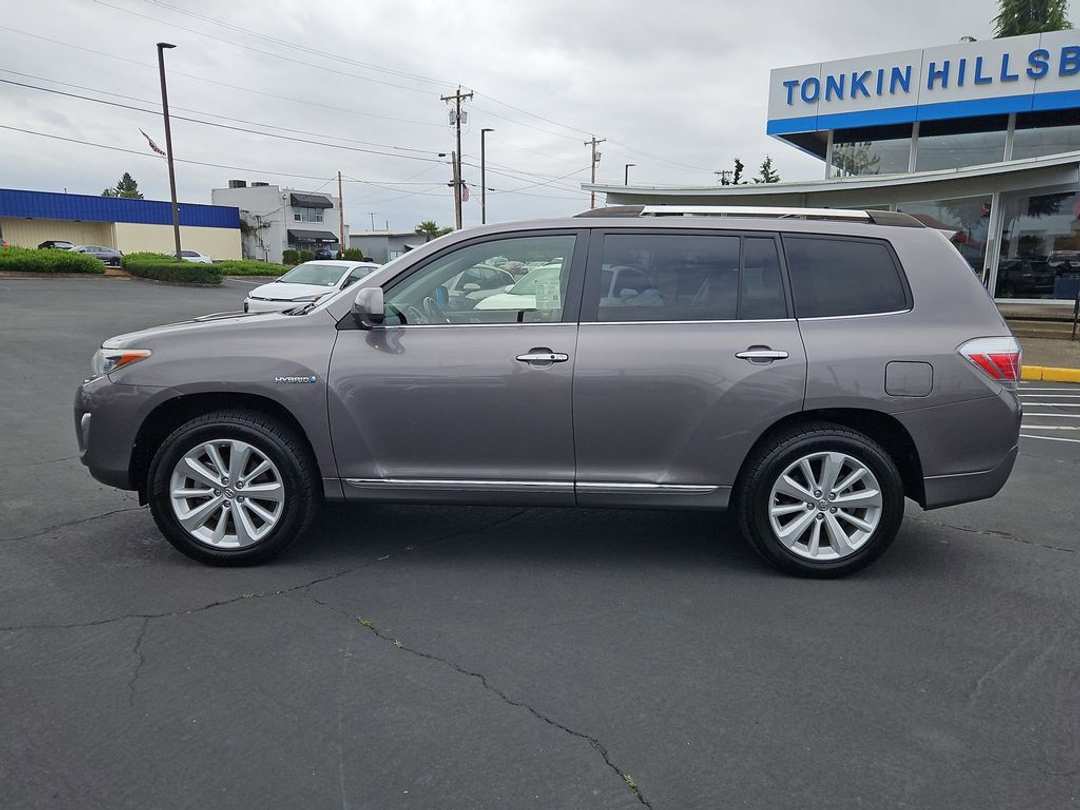 2013 Toyota Highlander Hybrid Limited - Image 3