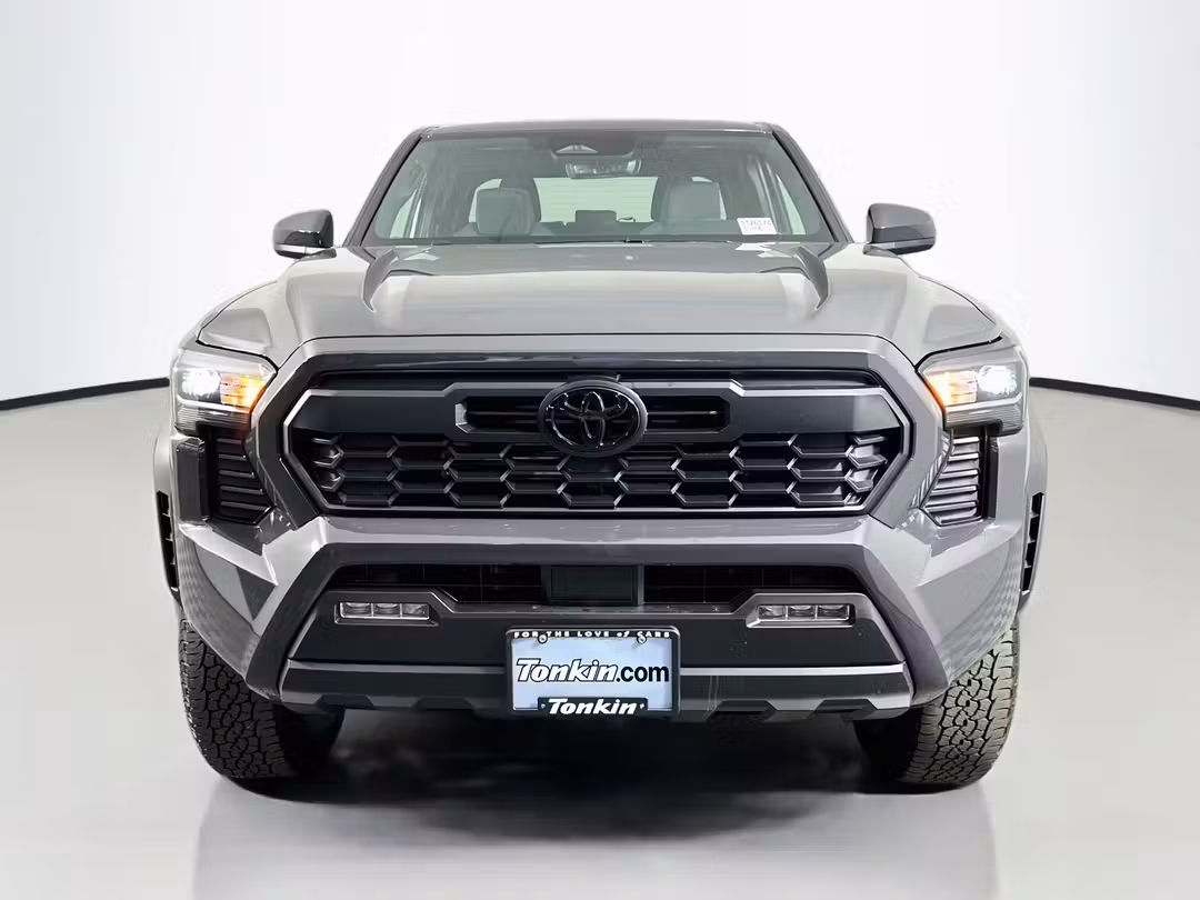 2026 Toyota Tacoma TRD OffRoad - Image 2