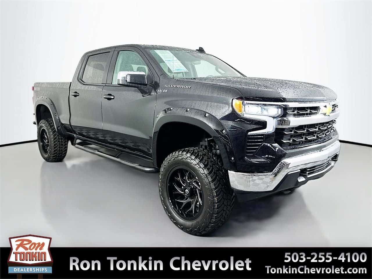 2023 Chevrolet Silverado 1500 LT - Image 1