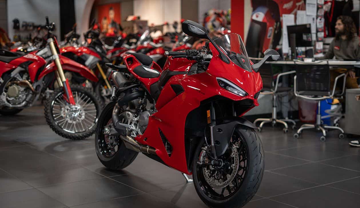 2026 Ducati Panigale V2 - Image 1